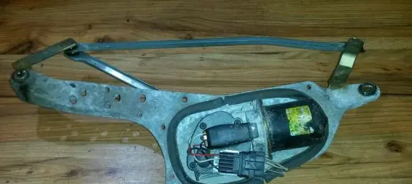 Renault Laguna II Front wiper linkage and motor 8200000525 Nenustatyta