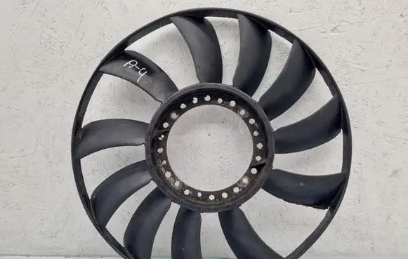 Audi A4 S4 B5 8D Fan impeller 058121301B