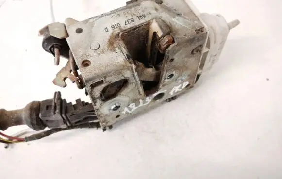 Audi A6 S6 C4 4A Front door lock 4a1837016d