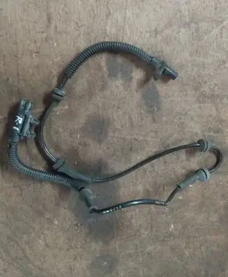 Chrysler Town u0026 Country V ABS brake wheel speed sensor 04721561AE