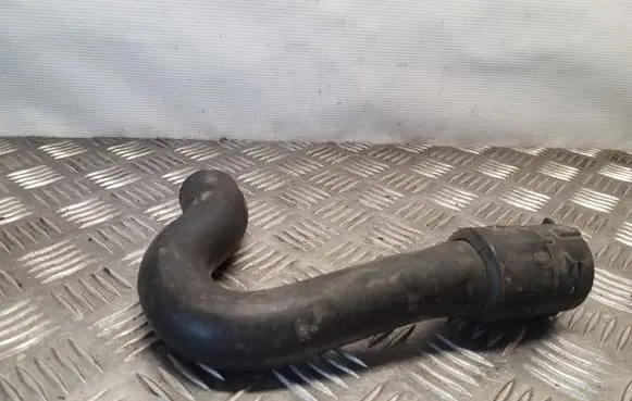 Audi A4 S4 B7 8E 8H Engine coolant pipe/hose 8E0121101AA