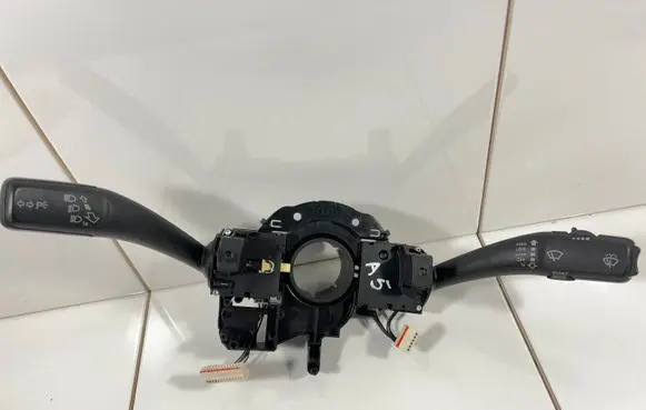 Audi A5 8T 8F Wiper turn signal indicator stalk/switch 8K0953502BC