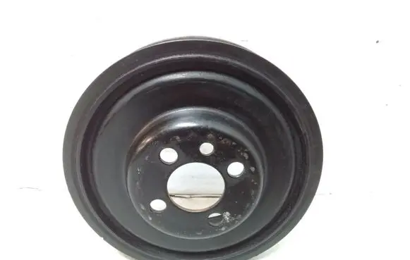 Volkswagen PASSAT B7 Crankshaft pulley 038105243M