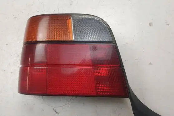 BMW 3 E36 Rear/tail lights 8371933