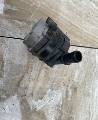 Volvo C40 Electric auxiliary coolant/water pump 32135208 TNK1540002 P32135208