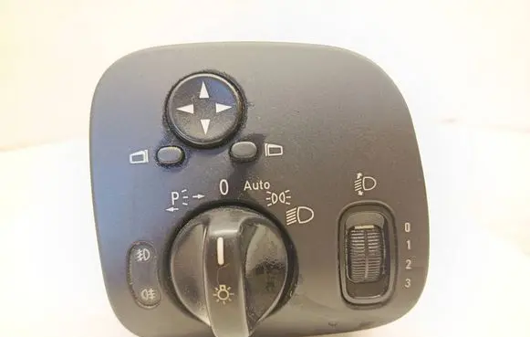 Mercedes-Benz C W203 Light switch A2035450604 24406574722