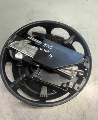 Mercedes-Benz C AMG W204 Tool set A2128980914