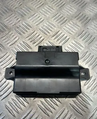 Audi A6 S6 C7 4G Gateway control module 4G8907468F