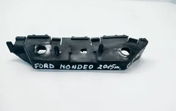 Ford Mondeo MK V Front bumper mounting bracket DS7317D958B