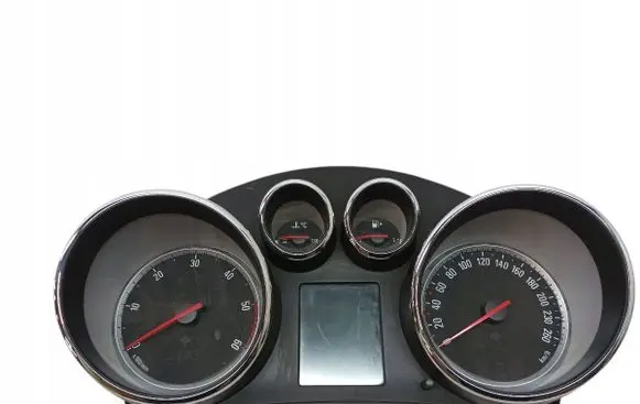 Opel Zafira C Speedometer (instrument cluster) 13460581
