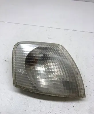 Volkswagen PASSAT B5 Front indicator light 3B0953050C