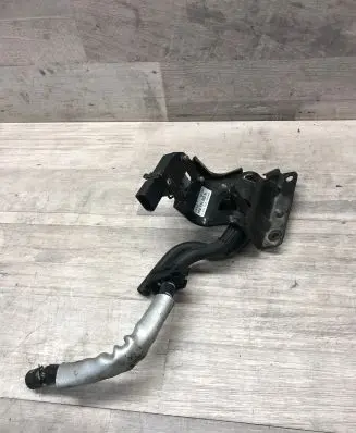Volkswagen PASSAT B7 Fuel pressure sensor 1K0131552N L25336AB
