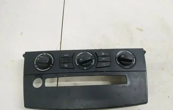 BMW 5 E60 E61 Climate control unit 6411965682501 11419110