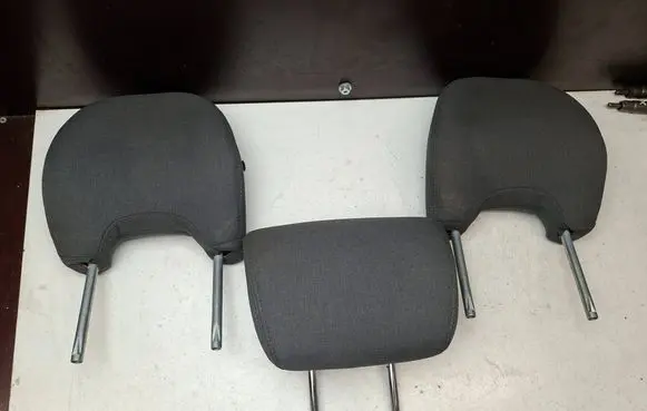 Volvo S40 Rear seat headrest 