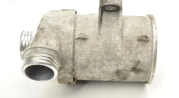 BMW 2 F22 F23 Water pump 7596763