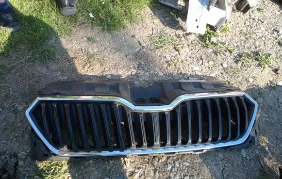 Skoda Fabia Mk3 (NJ) Front bumper upper radiator grill YF0TEILE