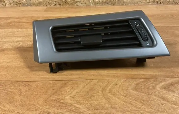 BMW 5 E60 E61 Dashboard side air vent grill/cover trim 64226910731 14121810