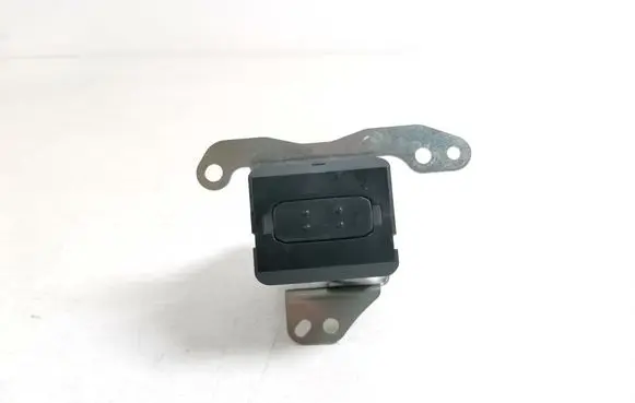 Toyota Corolla Verso AR10 Ignition lock 89610-0F020