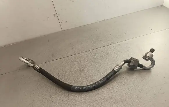 Air conditioning (A/C) pipe/hose