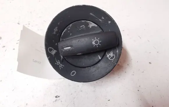 Volkswagen Touran I Light switch 1T0941431B