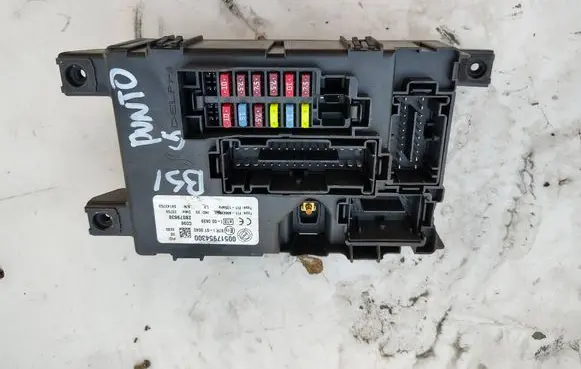 Fiat Grande Punto BSM Control unit 00517954300