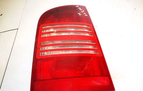 Skoda Octavia Mk1 (1U) Rear/tail lights 1u9945095b 1u9945111b