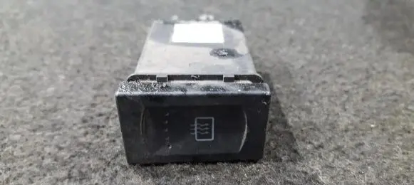 Volkswagen PASSAT B5 Windscreen/window heater switch 3b0959621b