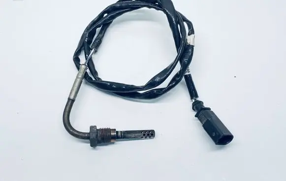 Volkswagen Jetta V Exhaust gas temperature sensor 03L906088L