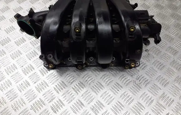 Opel Zafira B Intake manifold 55353314