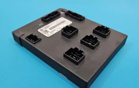 Audi A4 S4 B8 8K Central body control module 8K0907063P IMPRK1598962