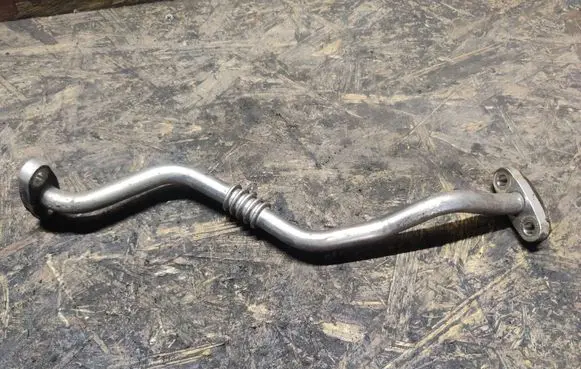 Chevrolet Malibu Turbo turbocharger oiling pipe/hose 12660184
