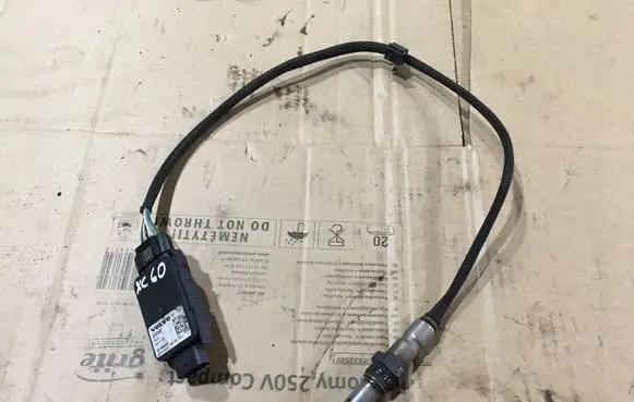 Volvo XC60 Lambda probe sensor 32203505