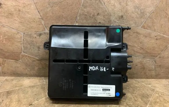Mercedes-Benz GL X166 Vacuum pump A0008005519