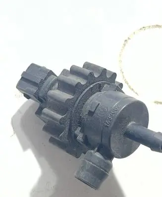 Land Rover Range Rover L322 Vacuum valve 1433602