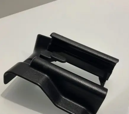 Mercedes-Benz CLS C219 Front driver seat rail trim 2119192520 77020005