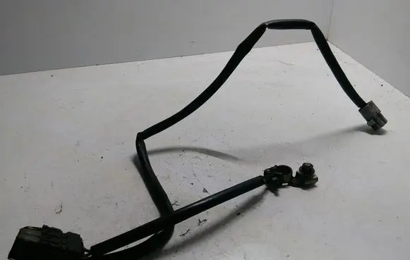 Citroen C-Crosser Positive cable (battery)