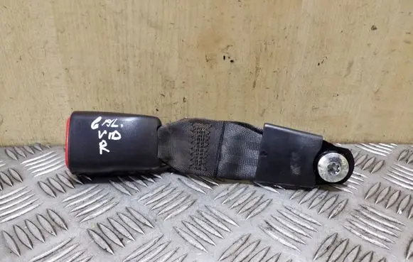 Opel Antara Middle seatbelt buckle (rear) 