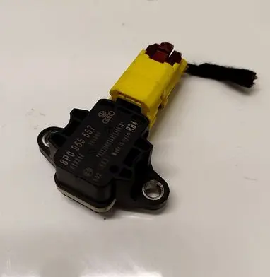 Audi A3 S3 8P Airbag deployment crash/impact sensor 8P0955557