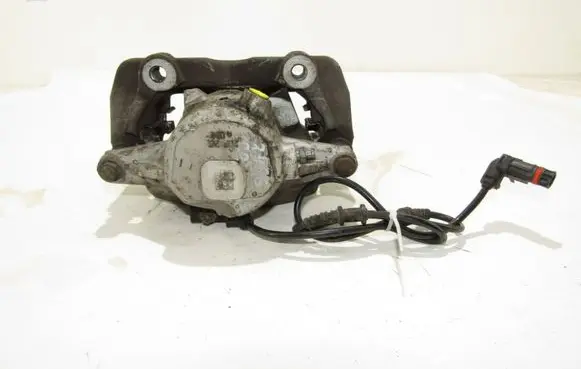 Mercedes-Benz E W212 Front brake caliper