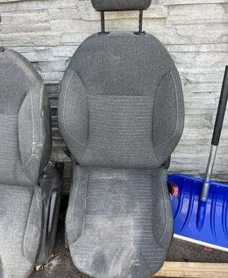 Front passenger seat