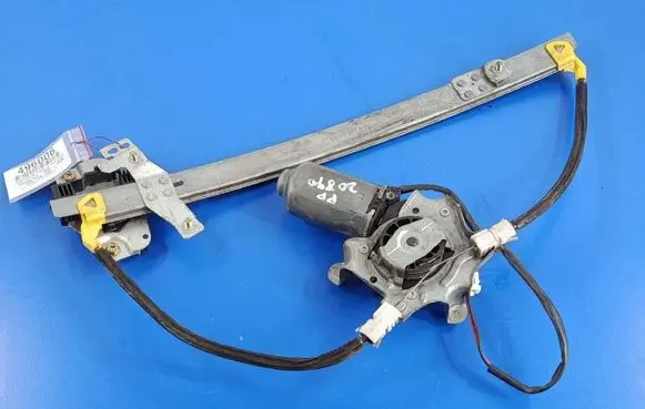 Mazda 323 Front door window regulator with motor