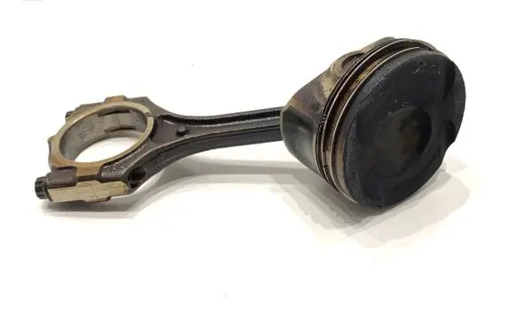 Hyundai ix35 Piston with connecting rod G4FD