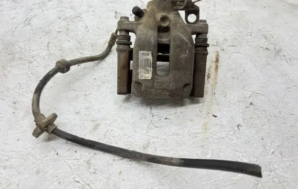 Peugeot 407 Rear brake caliper 9686034580