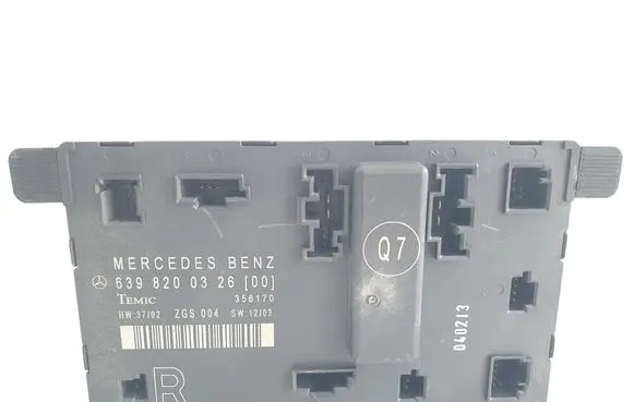 Mercedes-Benz Vito Viano W639 Door control unit/module 6398200326