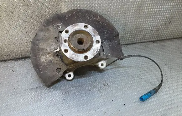 BMW 5 E60 E61 Front wheel hub spindle knuckle