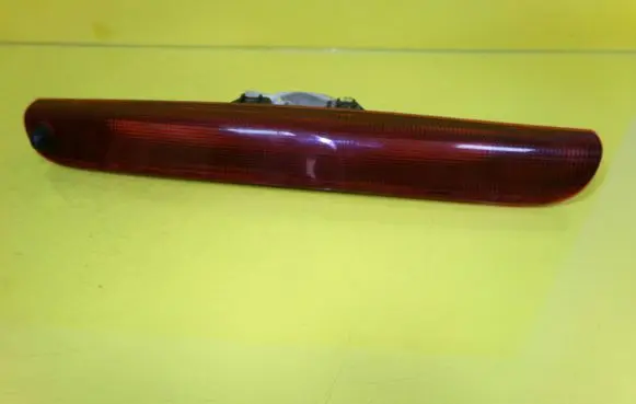 Renault Espace IV Third/center stoplight 8200036509