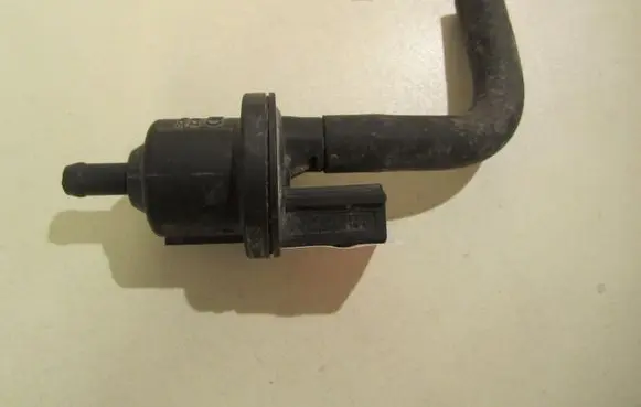 Volkswagen Polo Turbo solenoid valve 6QE906517