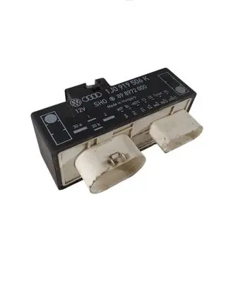 Volkswagen Golf IV Coolant fan relay 1J0919506