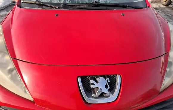 Peugeot 207 Engine bonnet/hood 