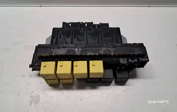 Mercedes-Benz SL R230 Fuse box set A2305450832